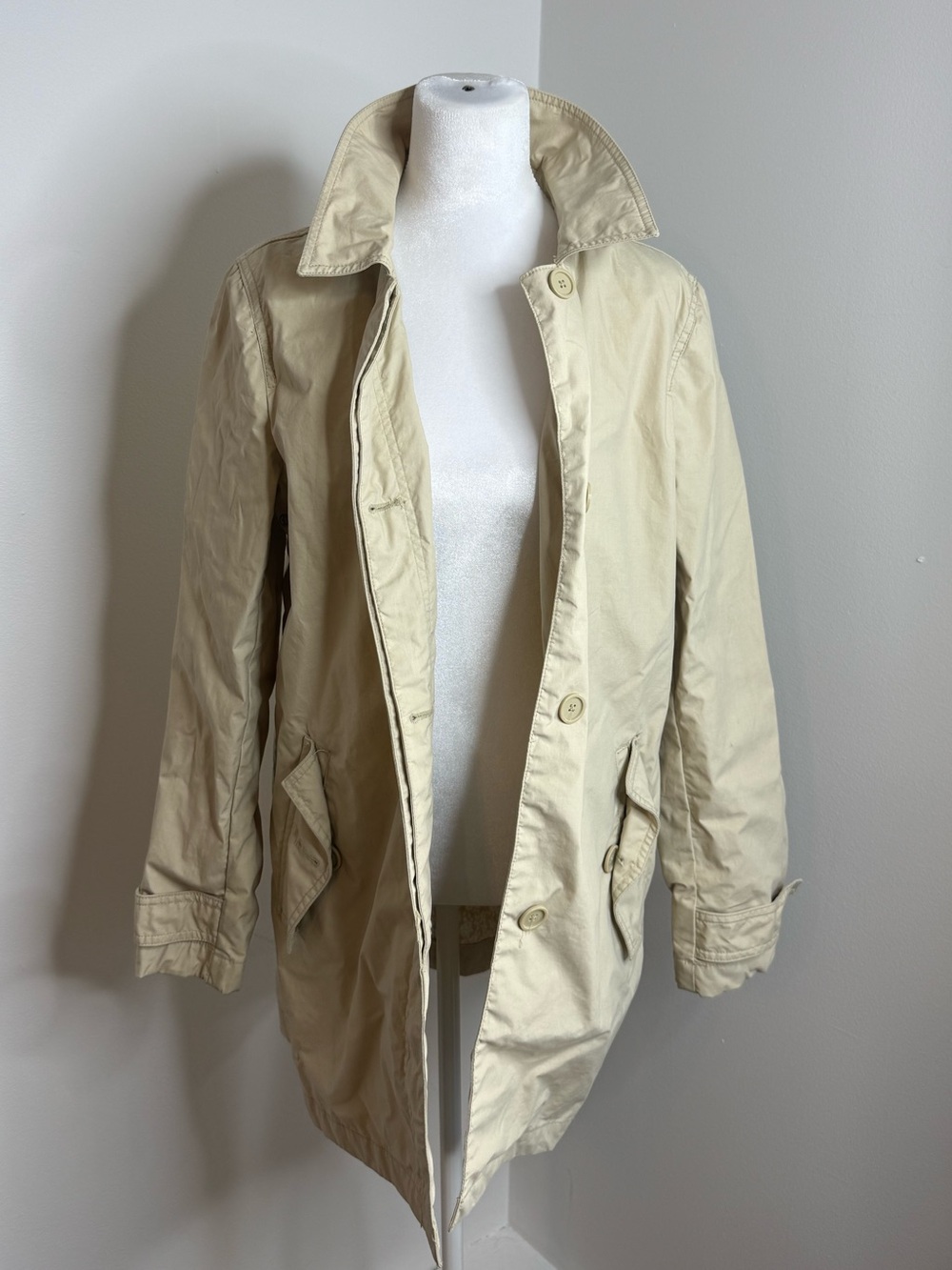 GAP Men's Light Tan Trench Coat - Picture 2 of 4